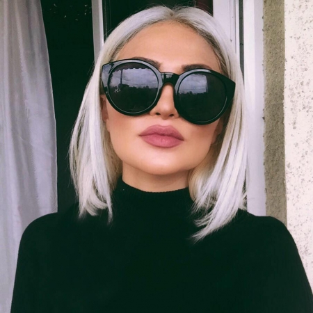 ՆԱՐԻՆԵ ՍԻՄՈՆՅԱՆ. STREET STYLE
