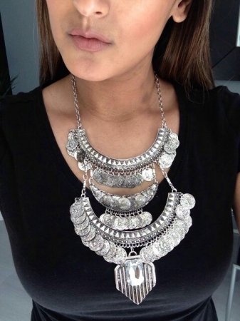 ManeHblog-Ի ՆՈՐ ՈՒ ՈՃԱՅԻՆ ԳՈՐԾԸՆԿԵՐԸ. «VIA ACCESSORIES»