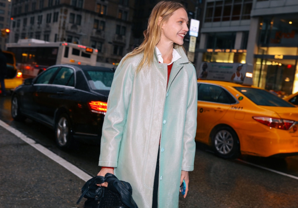 Sasha Pivovarova in Sies Marjan coat